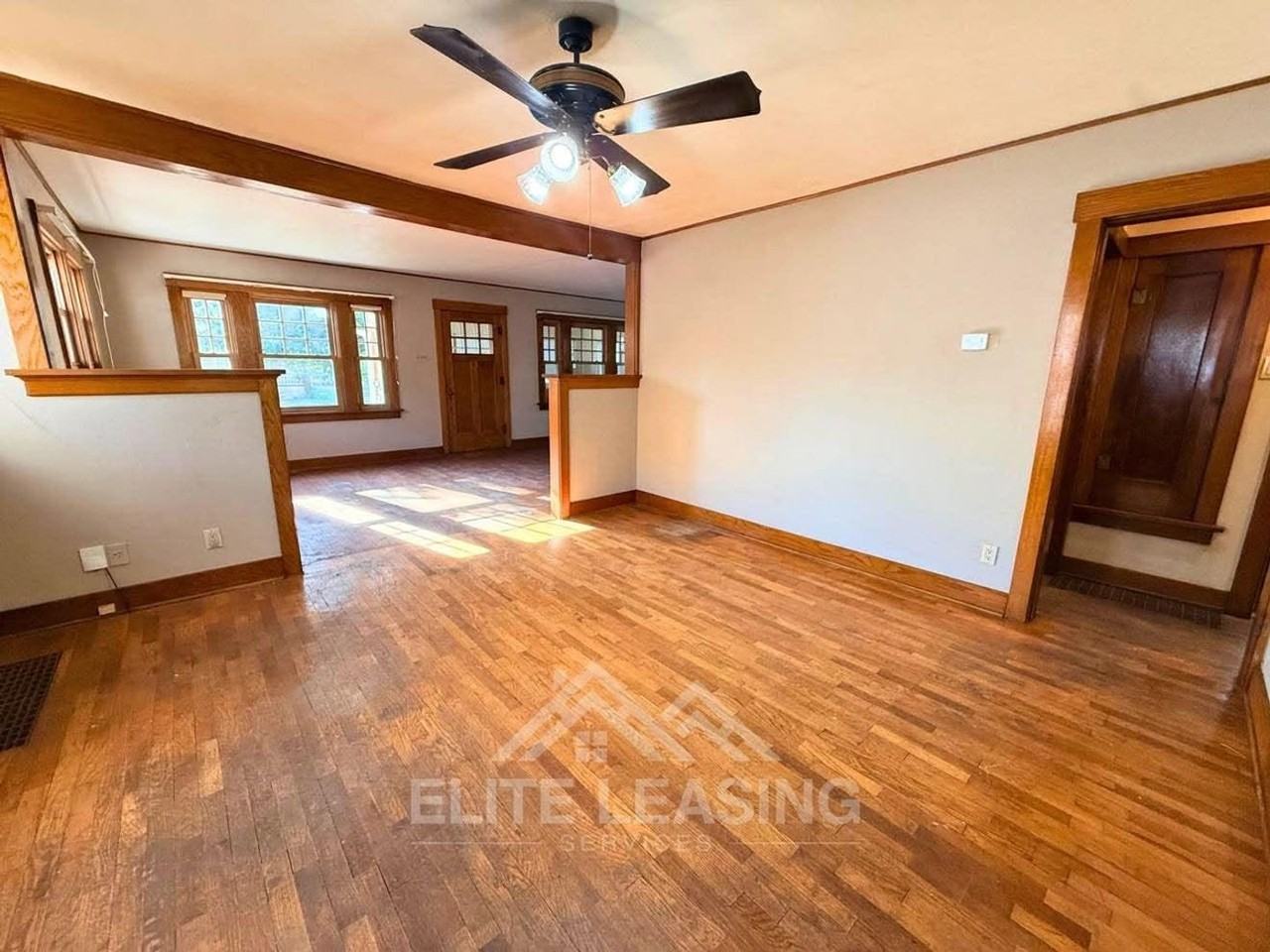 326 Sw Courtland Ave - Photo 3 of 7