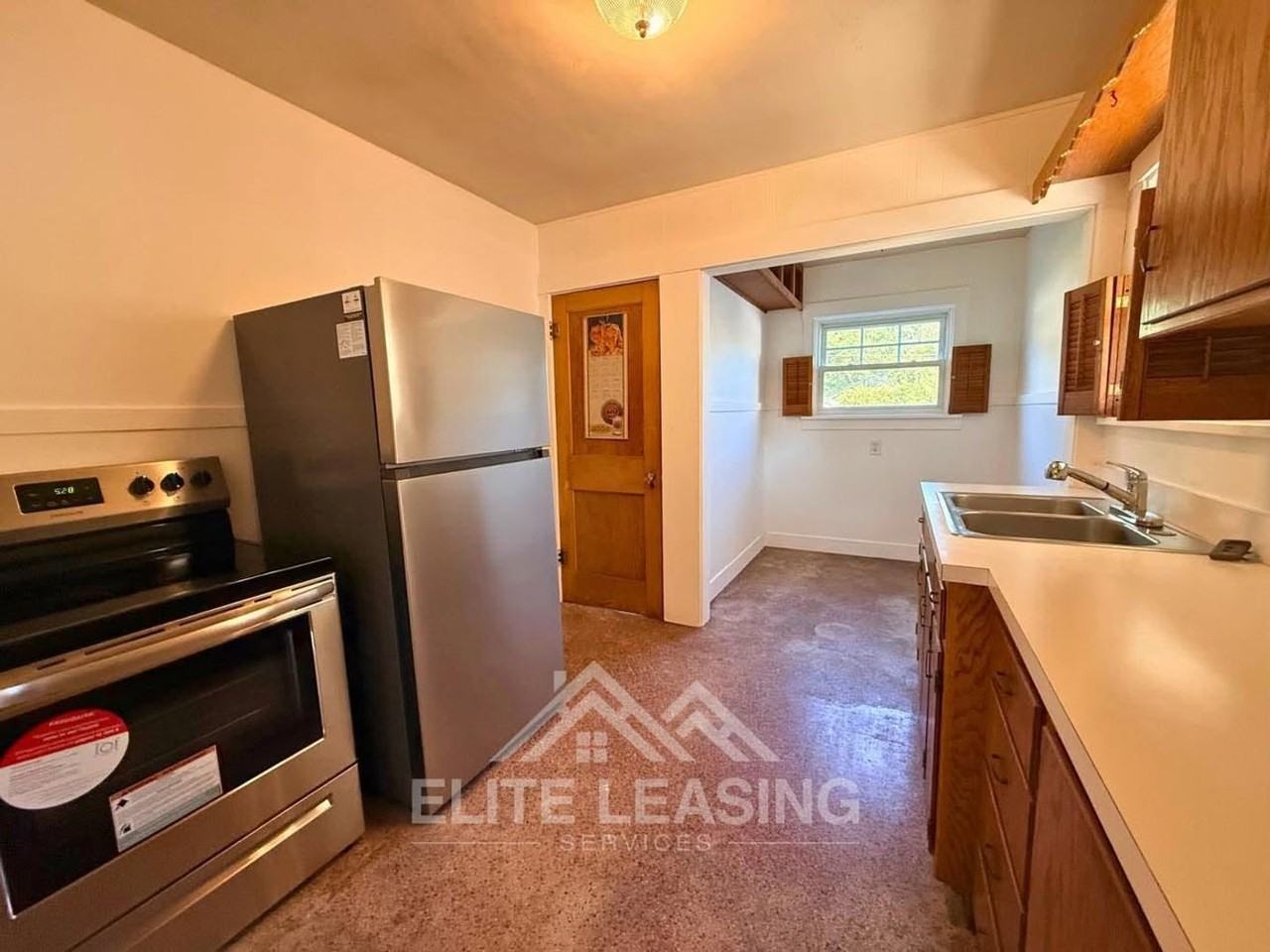 326 Sw Courtland Ave - Photo 4 of 7