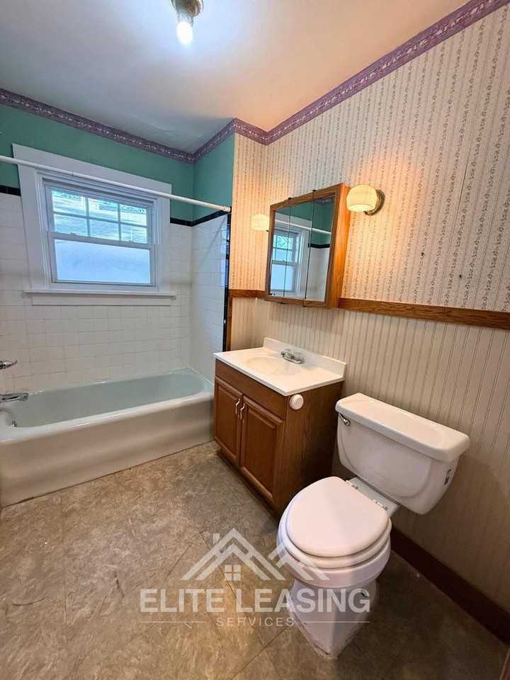 326 Sw Courtland Ave - Photo 7 of 7