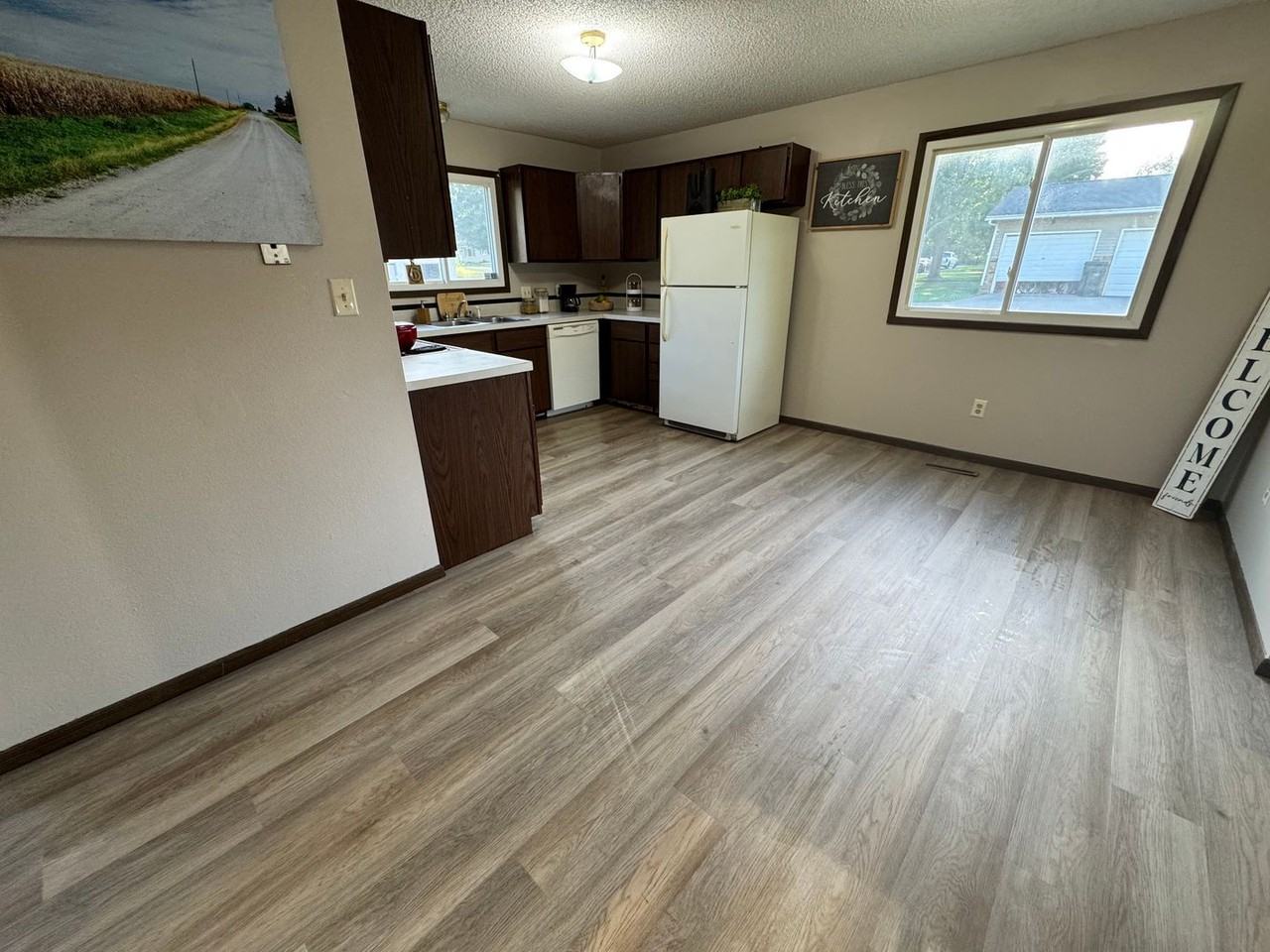 1817 Alden Ave - Photo 3 of 32