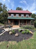 featured image of 11 Hartman Ln