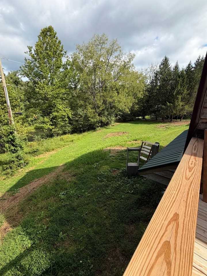 11 Hartman Ln - Photo 3 of 11