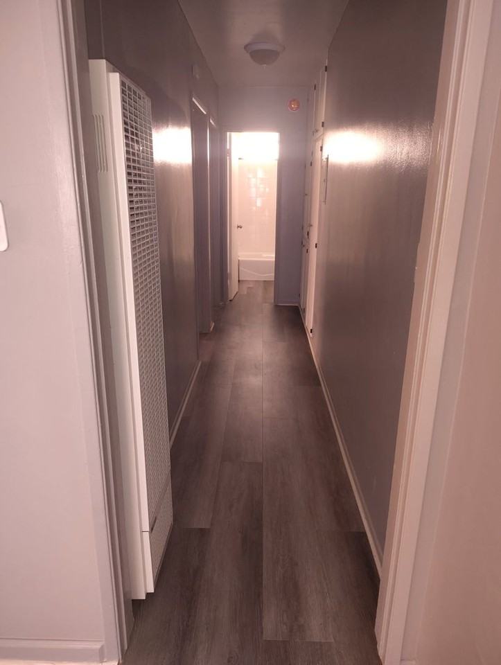 2750 South Sycamore Ave. - Photo 4 of 19