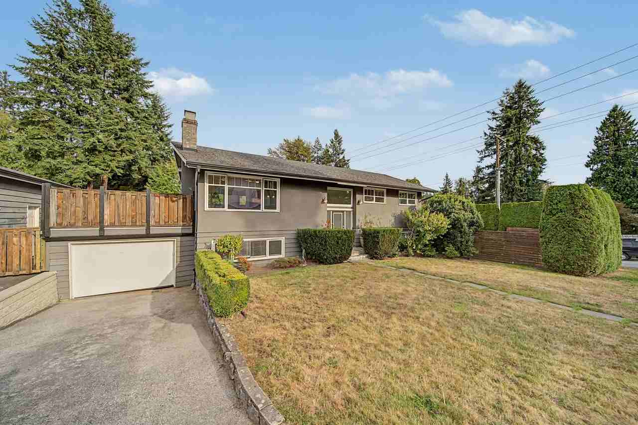 1014 Carnaby Place - Photo 5 of 40