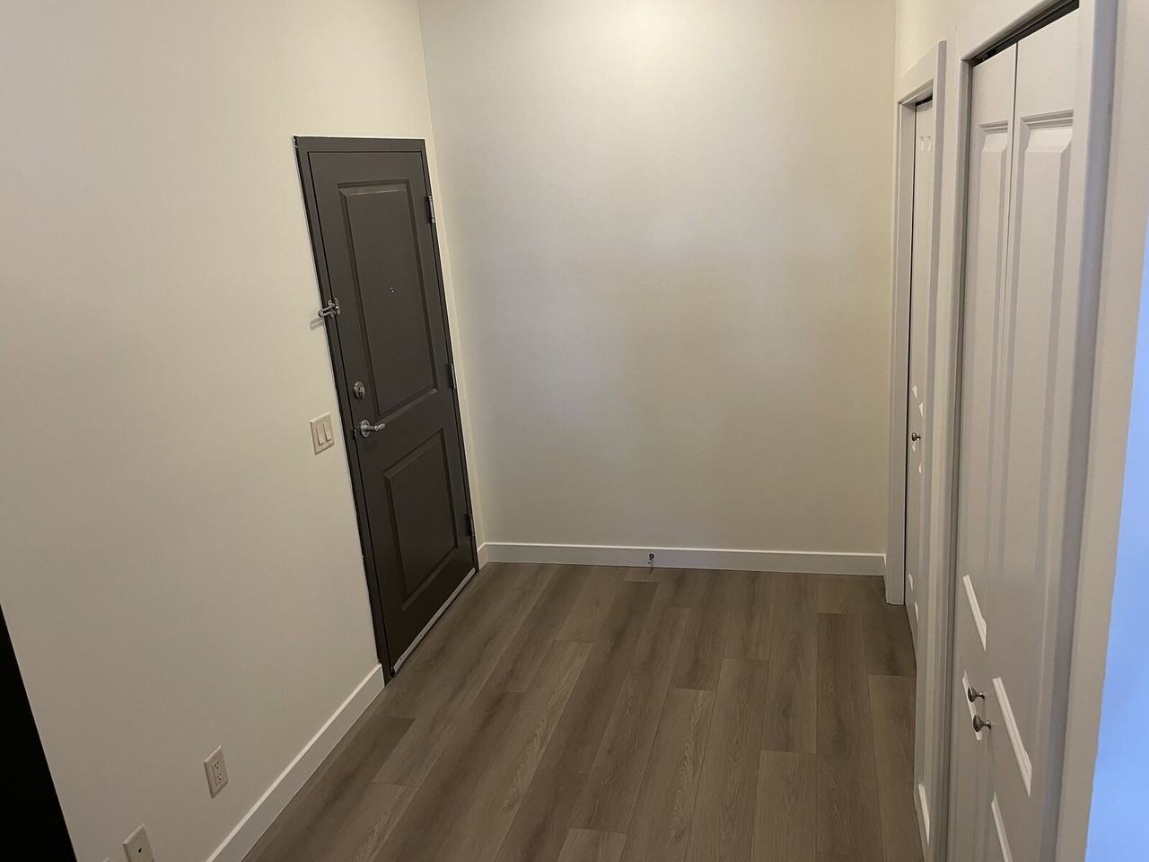 1515 11 Ave Sw - Photo 3 of 35