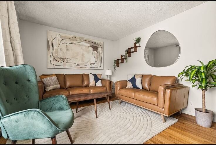 37 Montrose Cres Ne - Photo 4 of 25