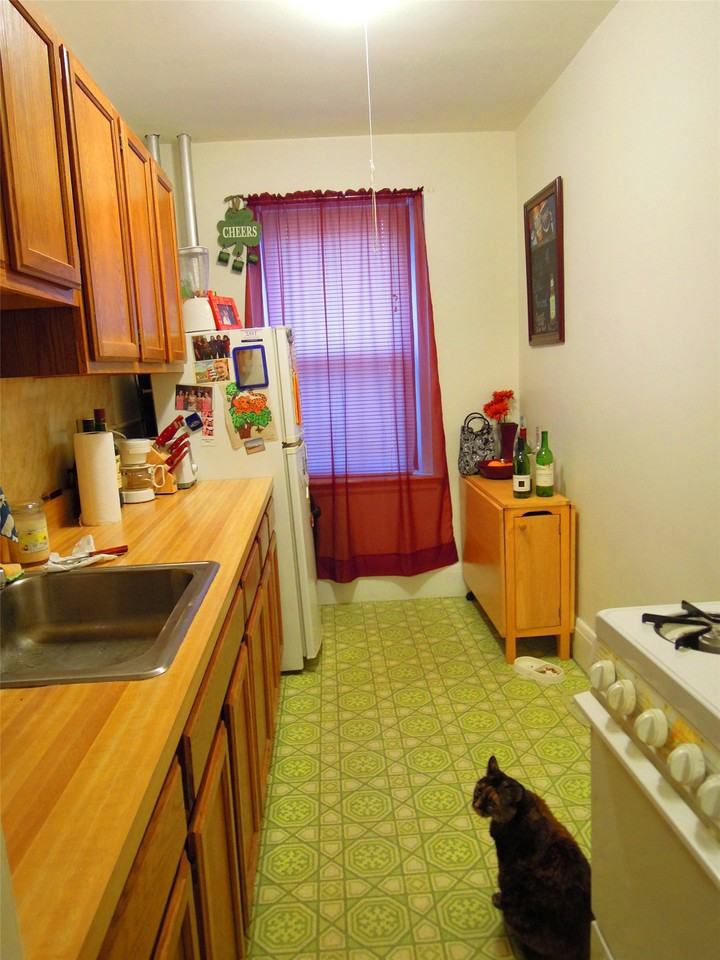 349 Pleasant St - Photo 5 of 5
