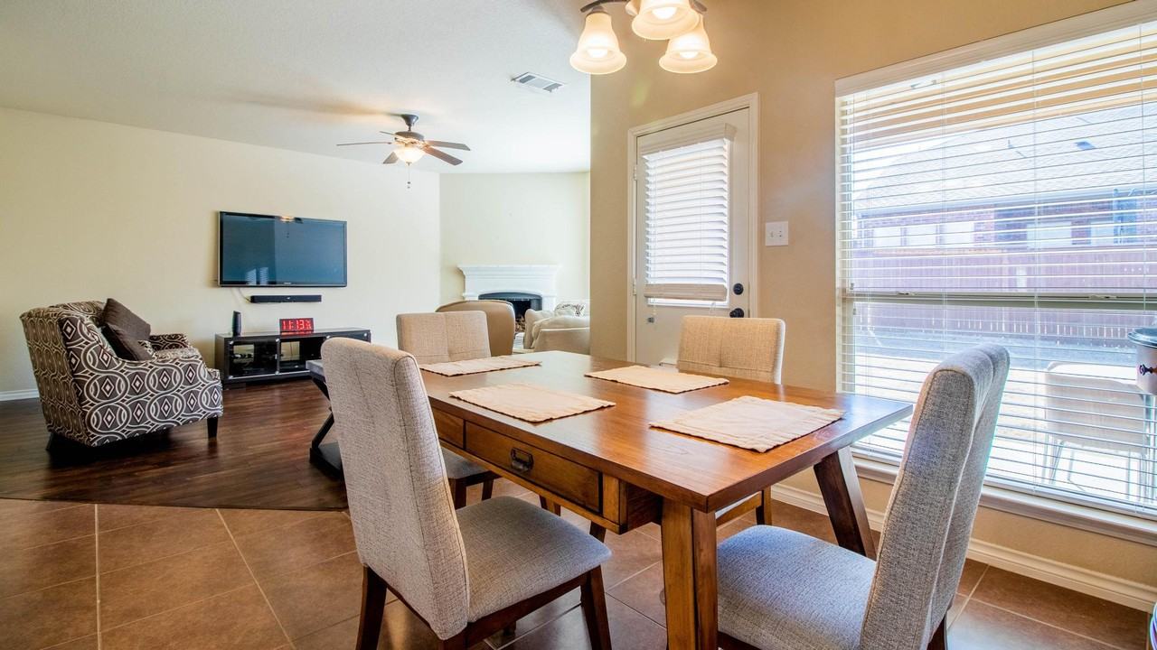 762 Fannin Dr #NA - Photo 5 of 30