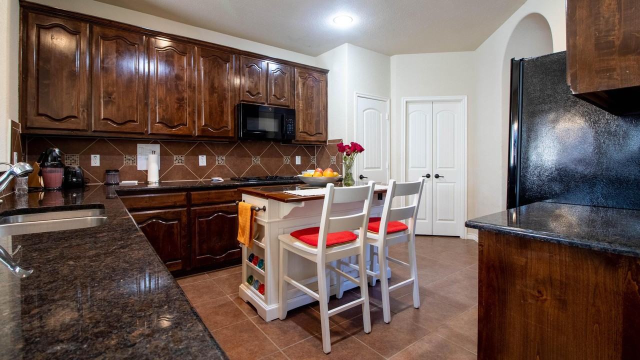 762 Fannin Dr #NA - Photo 7 of 30
