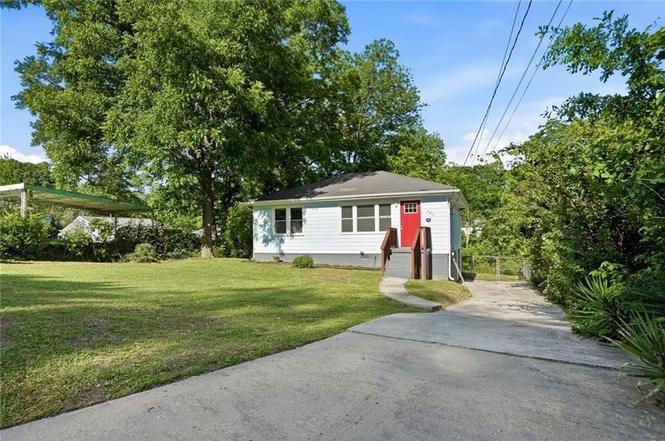 320 Camfield Ct Sw #NA - Photo 2 of 40