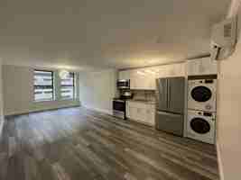 featured image of 147 W Gray St #225