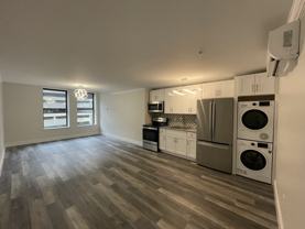 147 W Gray St #225 - Photo 1 of 1