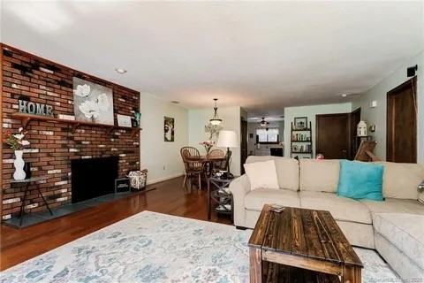 1104 Summer Hill Dr #1104 - Photo 5 of 14
