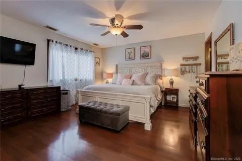 1104 Summer Hill Dr #1104 - Photo 6 of 14