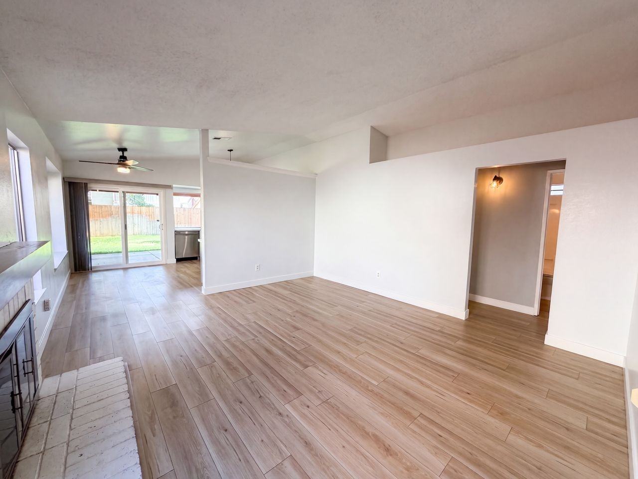 1872 Topeka Way #NA - Photo 5 of 8