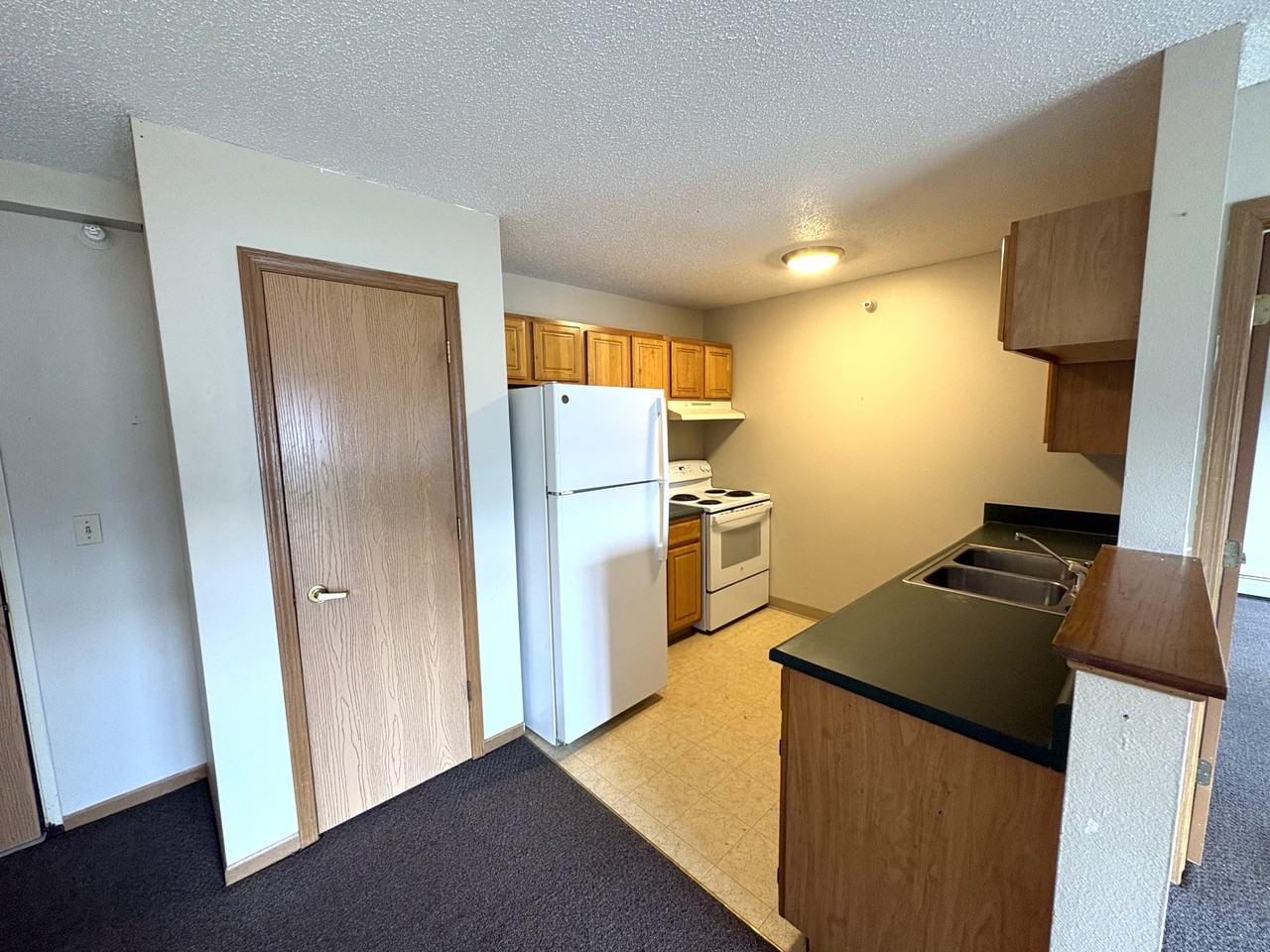 410 13th Ave Nw #16 - Photo 2 of 10