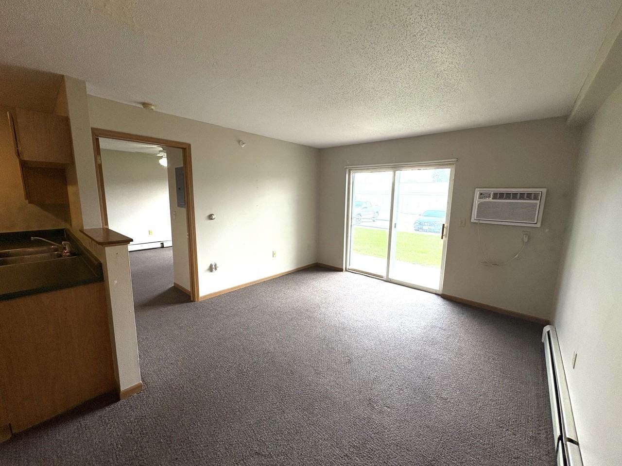 410 13th Ave Nw #16 - Photo 3 of 10