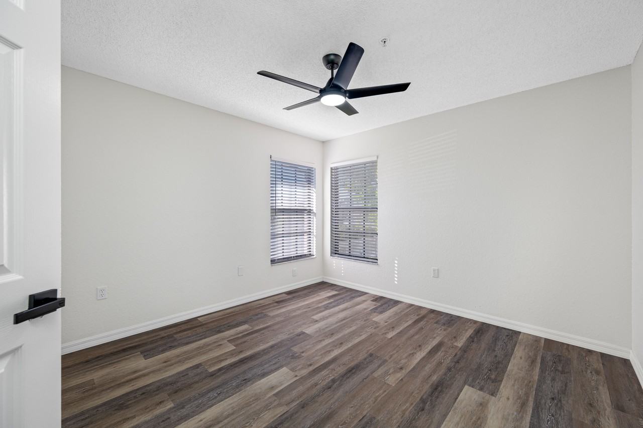 10490 Chalmer St #05 - Photo 6 of 19