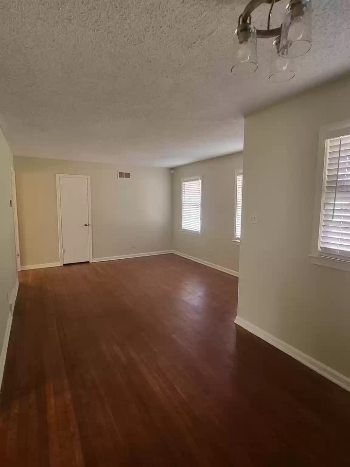 305 Damone Ave #NA - Photo 5 of 11