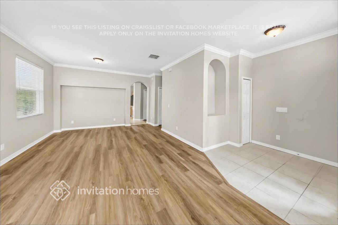 359 Portstewart Dr - Photo 5 of 20