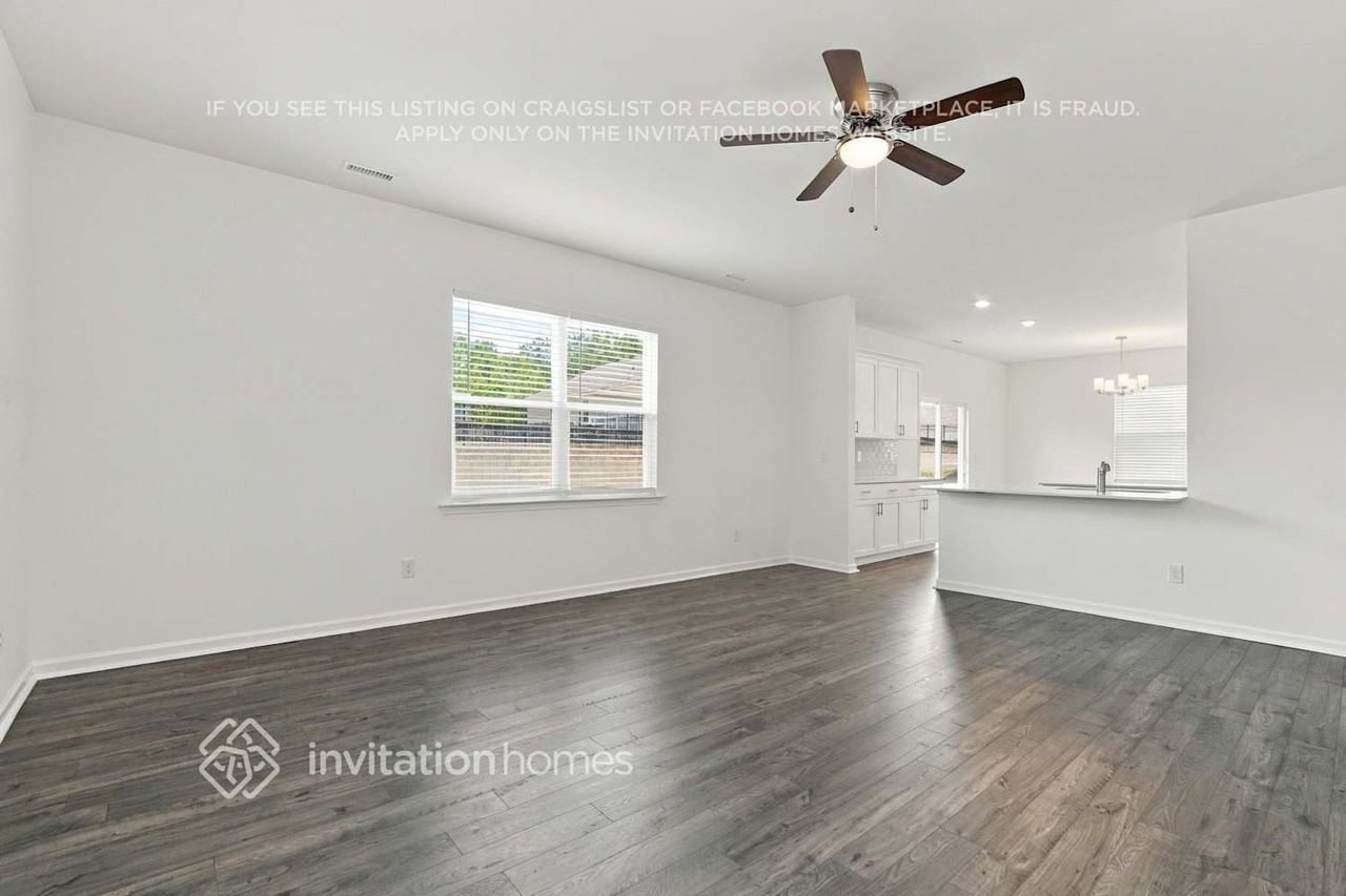 252 Saddle Mare St - Photo 6 of 18