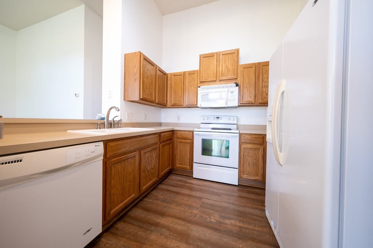 4892 Bluff Heights Trl Se #1 - Photo 6 of 27