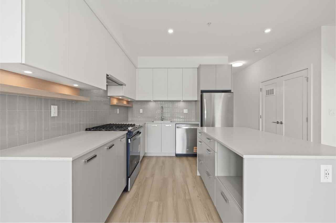 13760 75A Avenue #302 - Photo 2 of 23