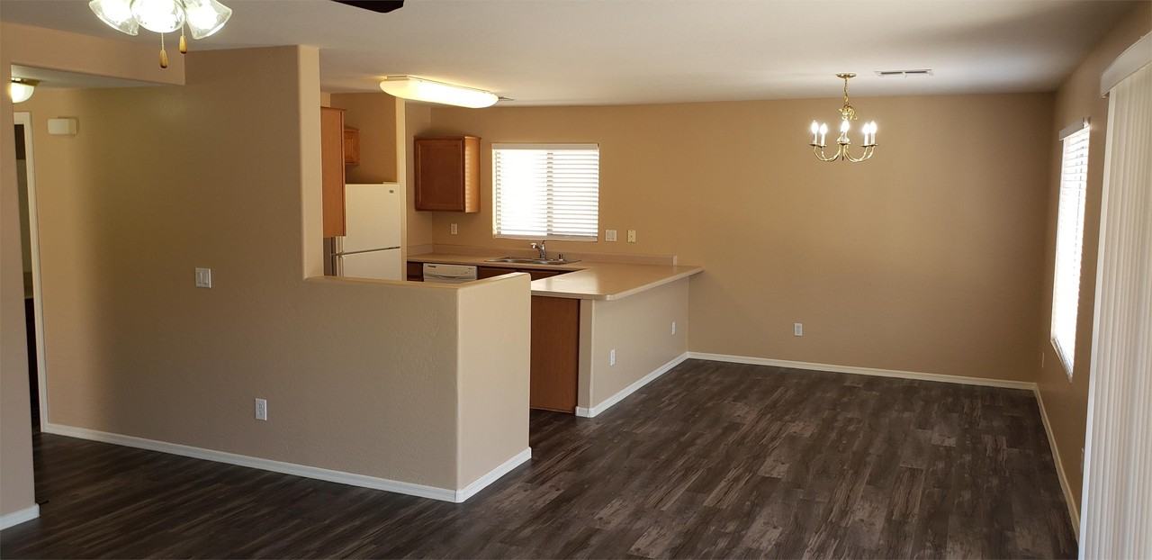 3195 W Carlos Ln #1 - Photo 2 of 8