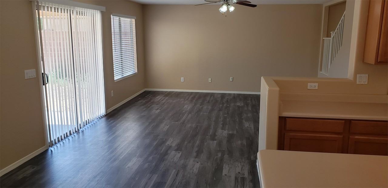 3195 W Carlos Ln #1 - Photo 4 of 8