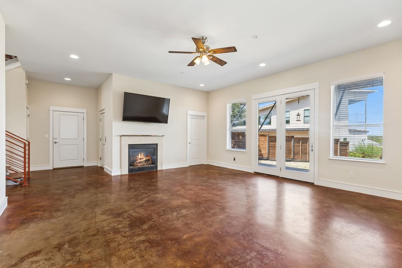 8500 Red Willow Dr #1 - Photo 6 of 41
