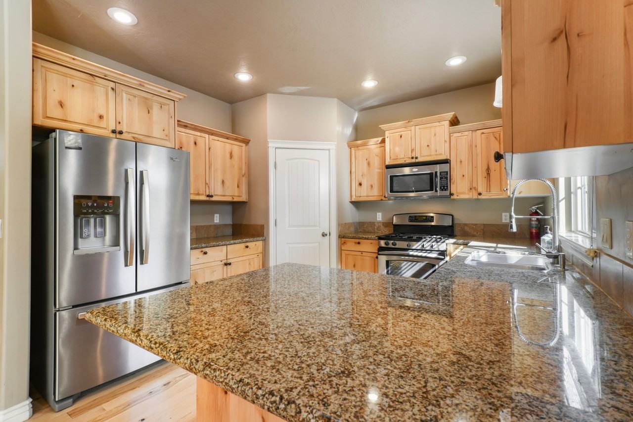 5124 N Spangle Ave #1 - Photo 6 of 14