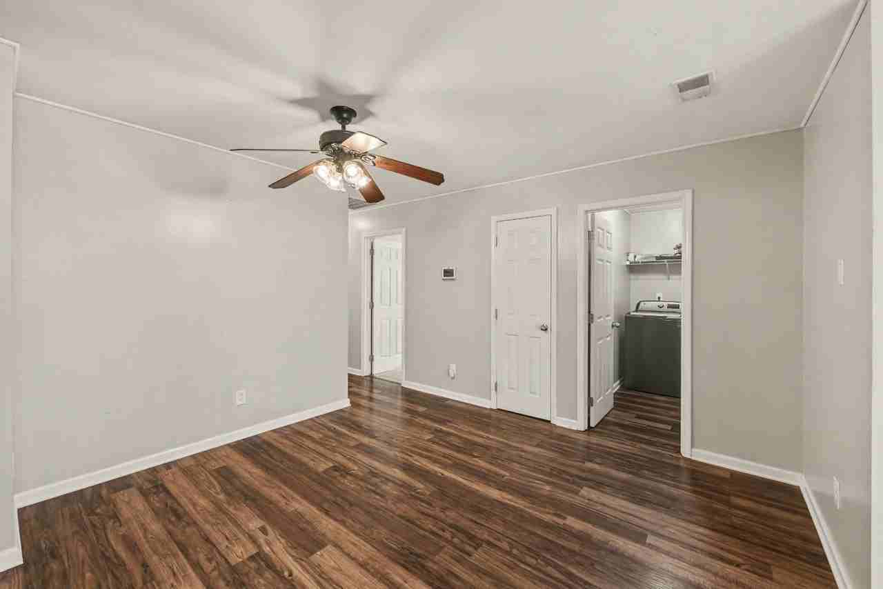 109 Larkspur Dr - Photo 7 of 11