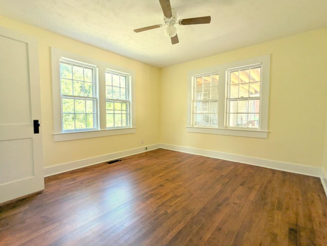 4516 Plummer Dr - Photo 3 of 7