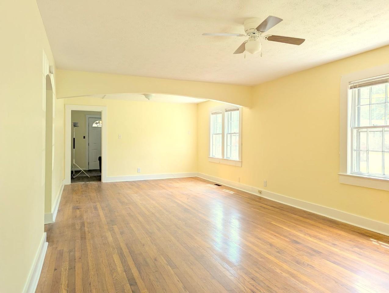 4516 Plummer Dr - Photo 5 of 7