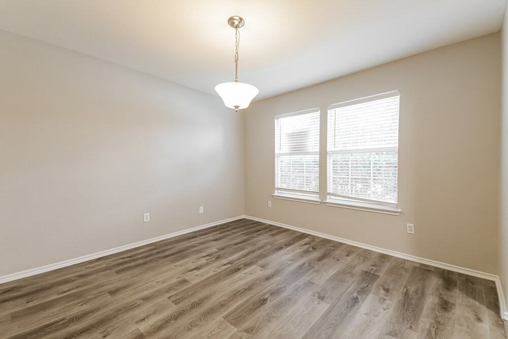 9104 Chisholm Trl - Photo 6 of 16