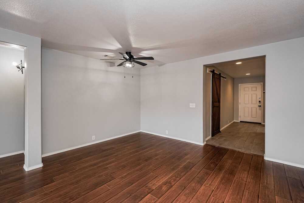4509 Sheldon Trl - Photo 3 of 16