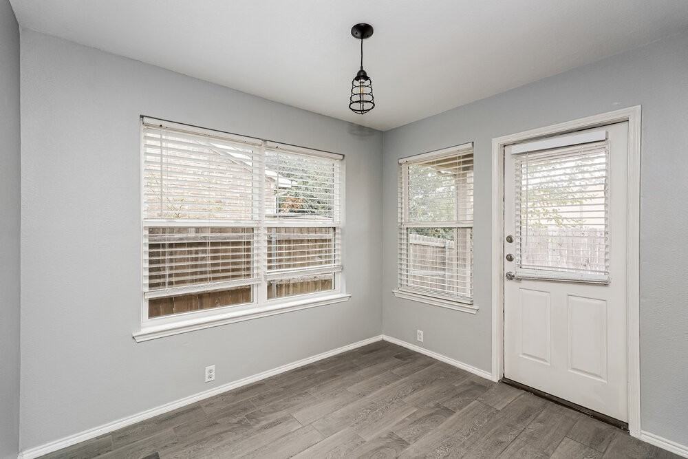 4509 Sheldon Trl - Photo 4 of 16