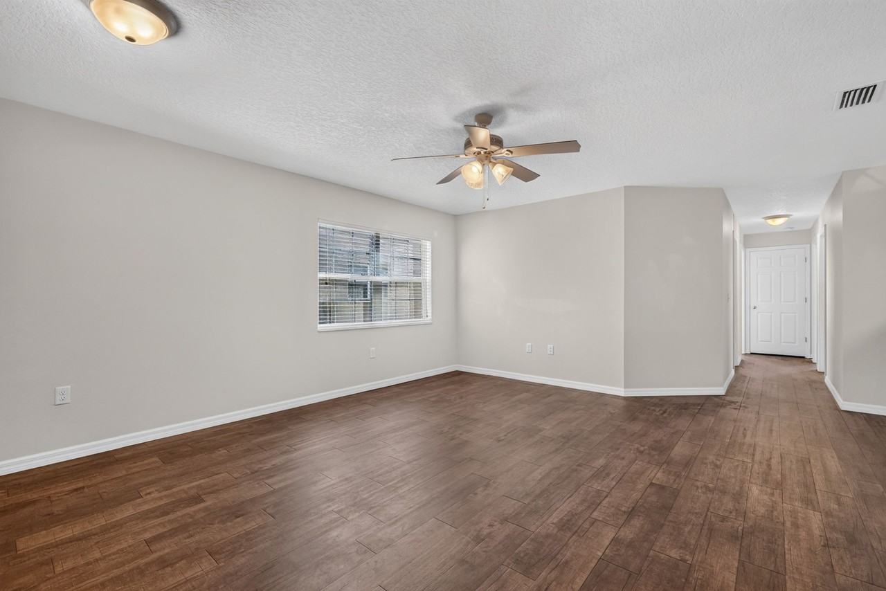 1307 Wood Duck Ln #1 - Photo 3 of 19