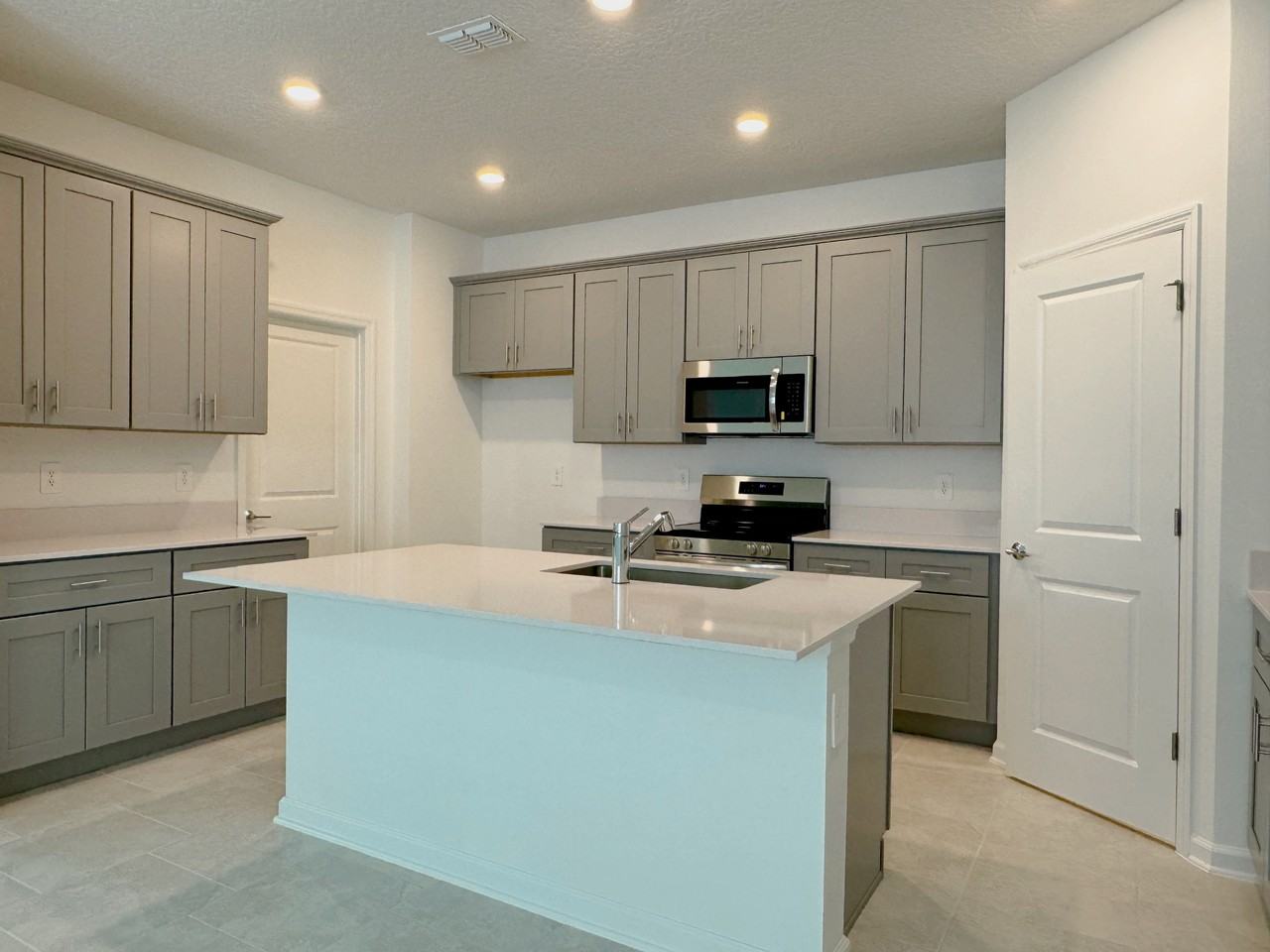 4197 Jespersen St #1 - Photo 7 of 20