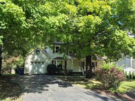 featured image of 125 Ivywood Dr