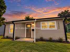 featured image of 10246 Palestine St