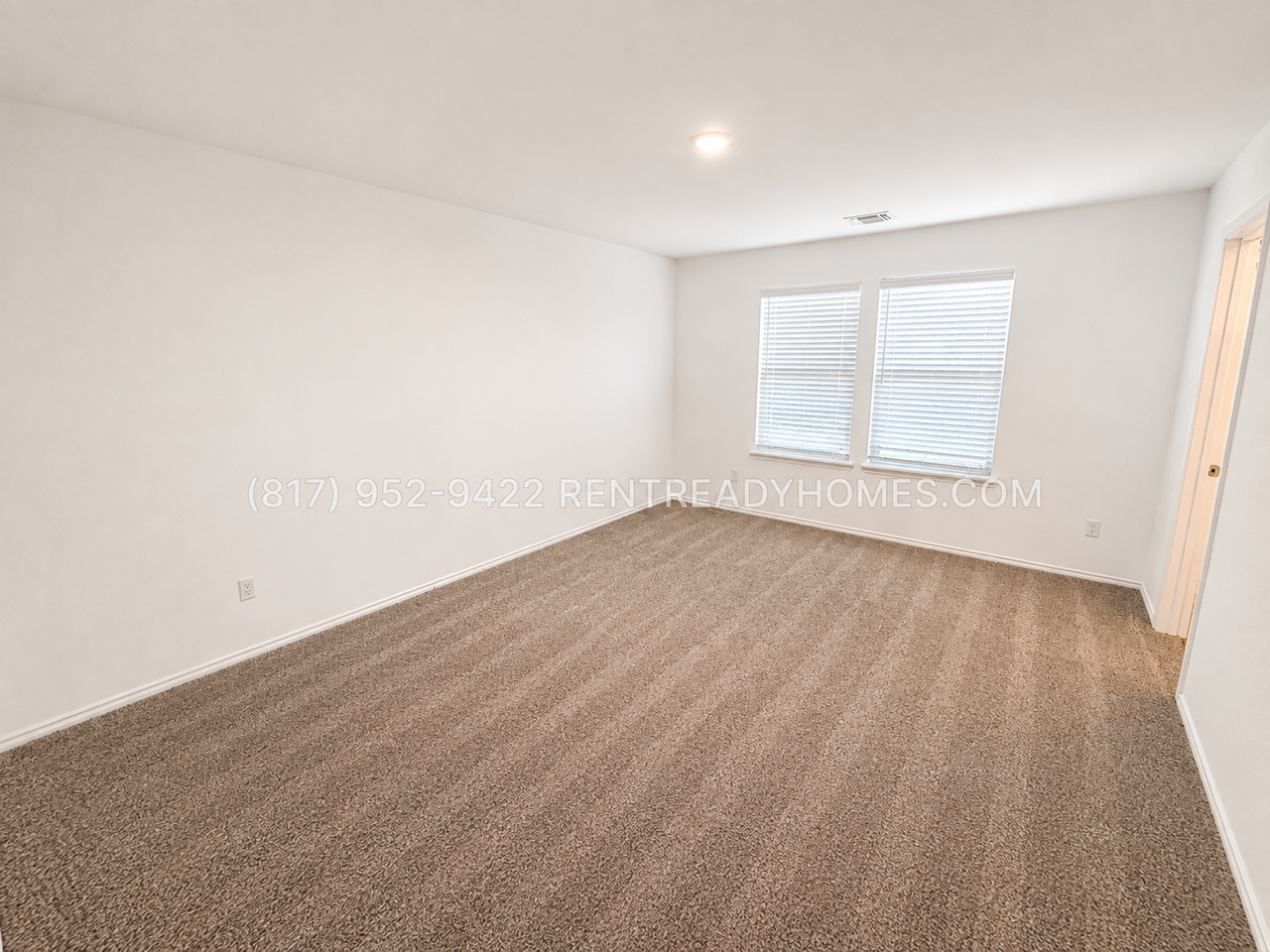 200 Black Alder St - Photo 4 of 11