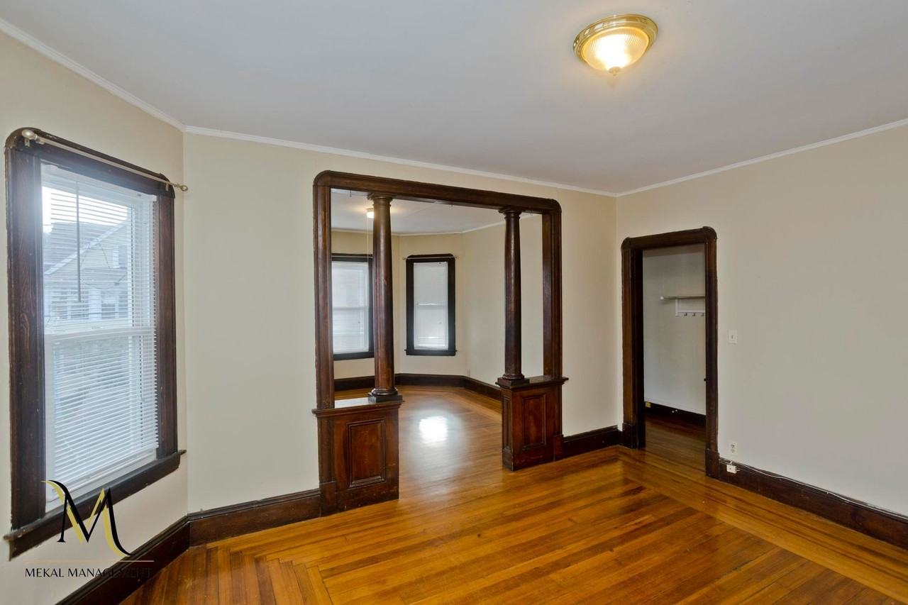 43 Elmdale St - Photo 4 of 27