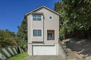 featured image of 3738 S Perry St
