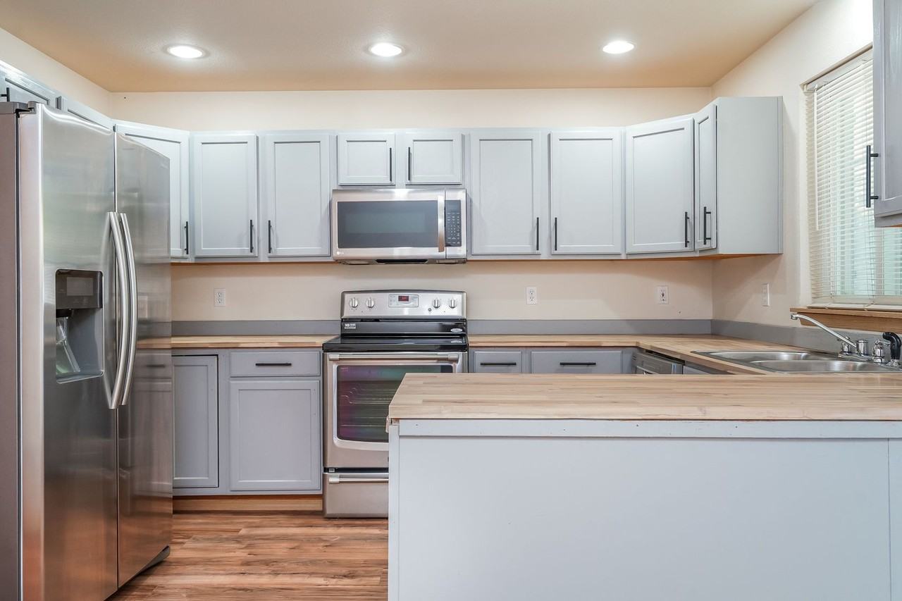 3738 S Perry St - Photo 6 of 20