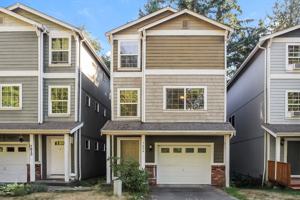 featured image of 7606 Berkeley Pl Ne