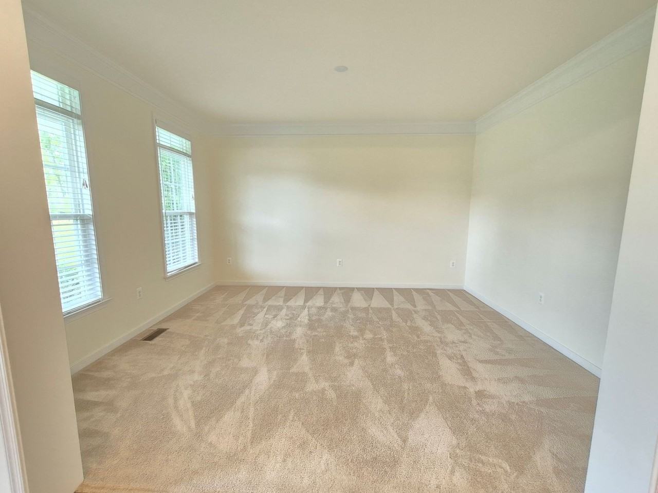 15 Sweet William Dr - Photo 3 of 50