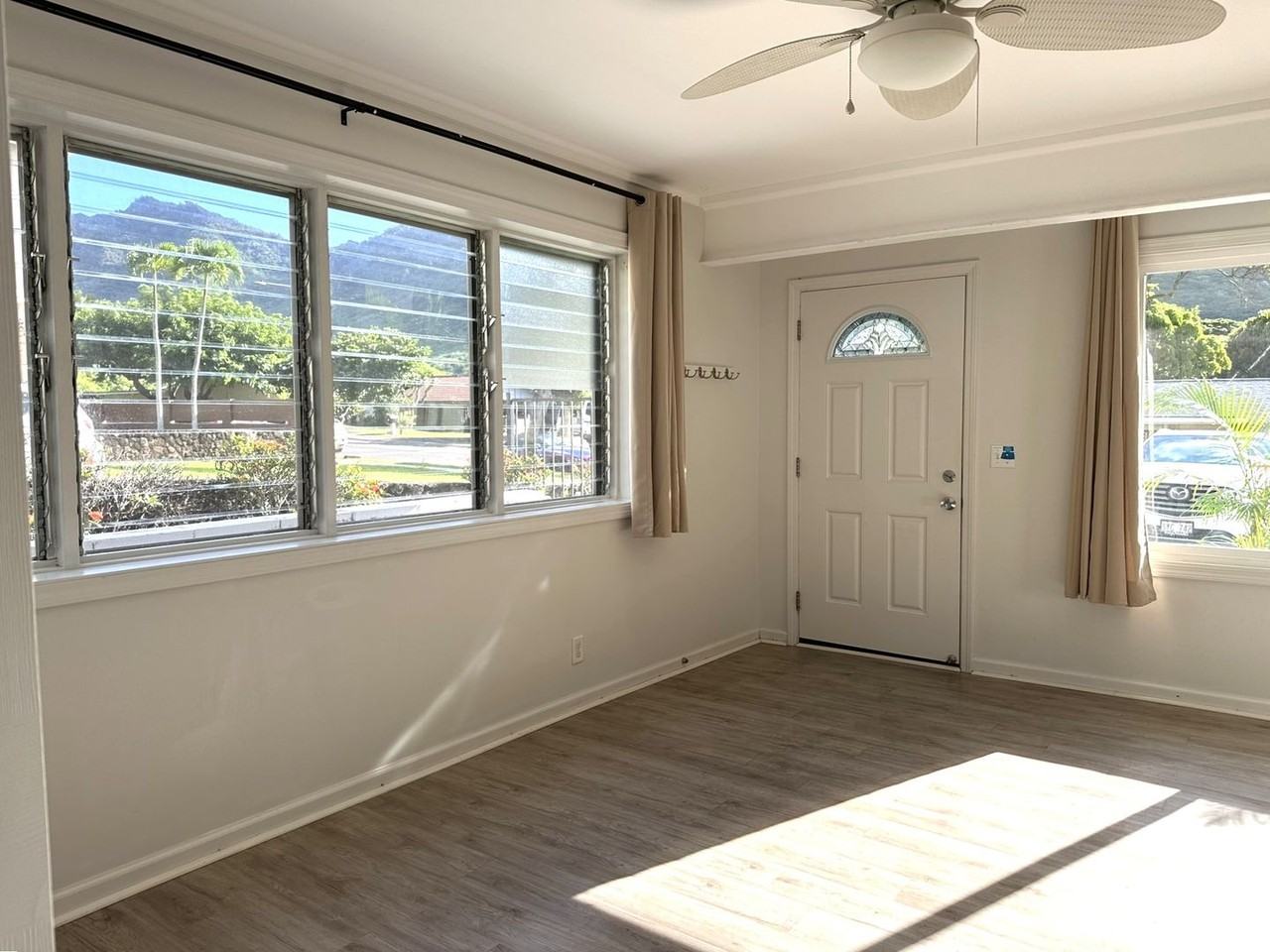 588 Pepeekeo Pl - Photo 4 of 10