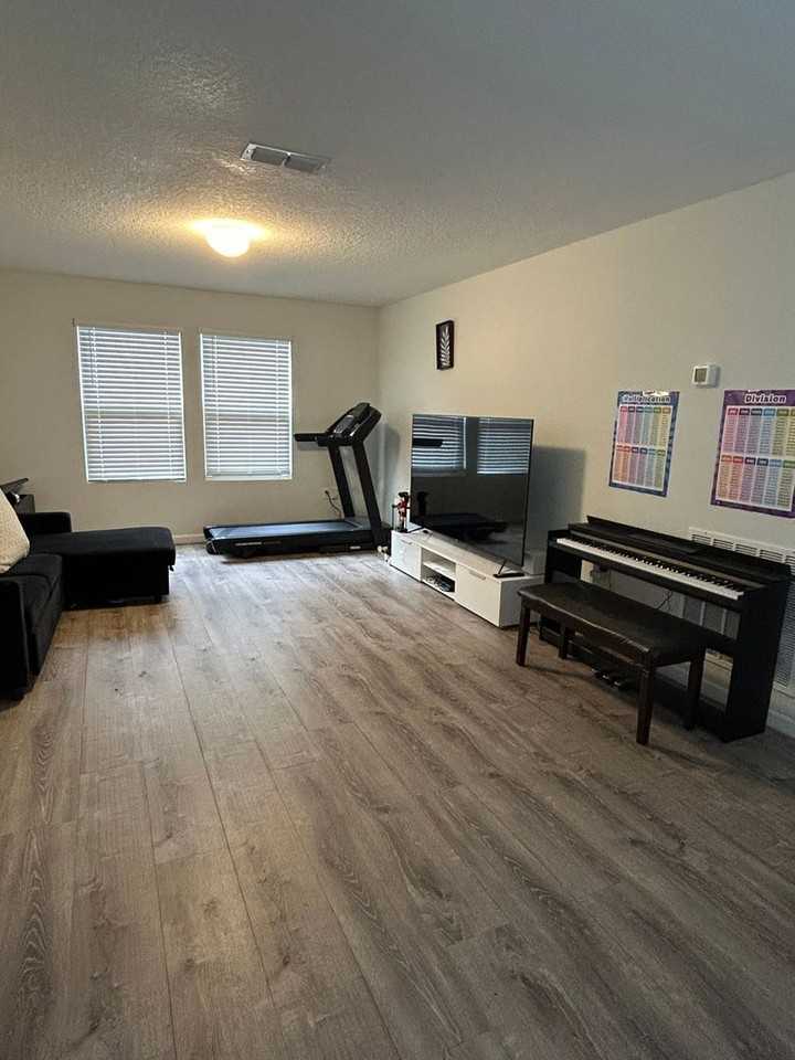 7712 Peace Ln - Photo 6 of 20