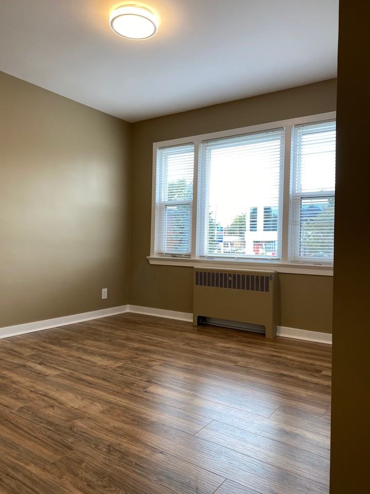 387 Carmen Avenue #8 - Photo 7 of 10